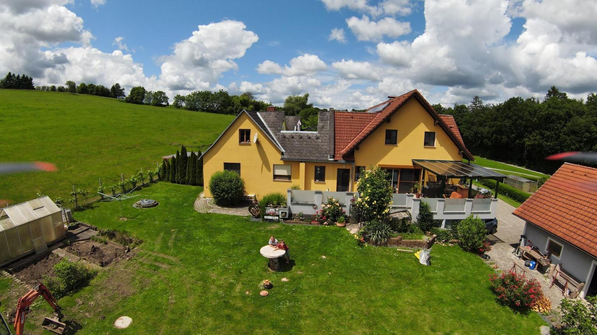 Ferienwohnung Im Thermenland Fuerstenfeld Exterior photo